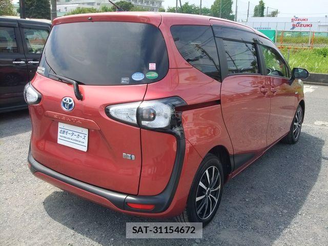 Toyota SIENTA 2017-04 7225055-21