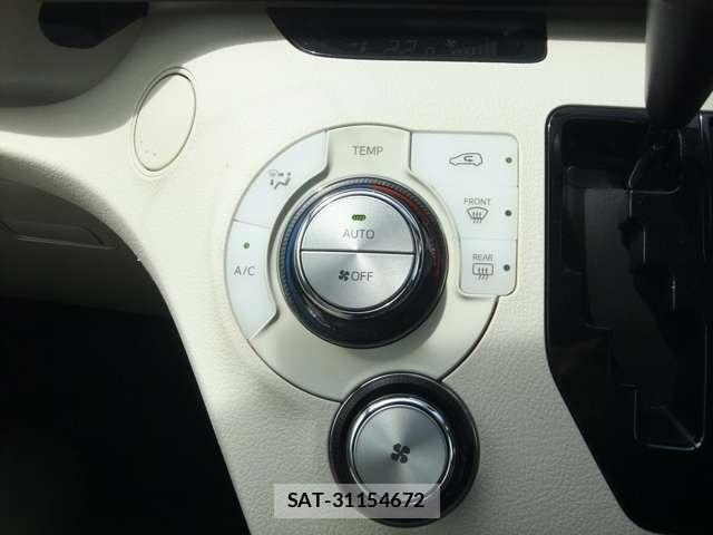 Toyota SIENTA 2017-04 7225055-6