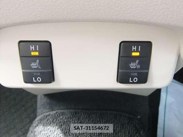 Toyota SIENTA 2017-04 7225055-7