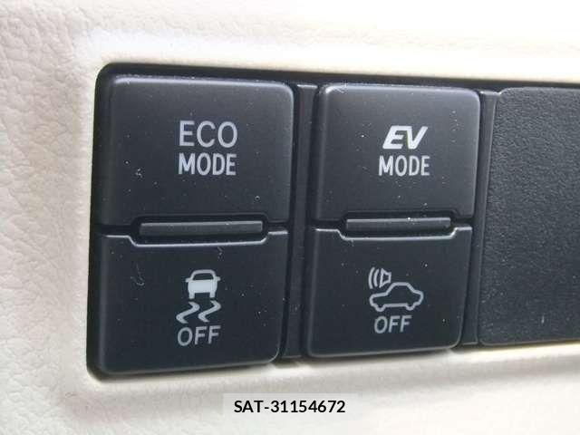 Toyota SIENTA 2017-04 7225055-8