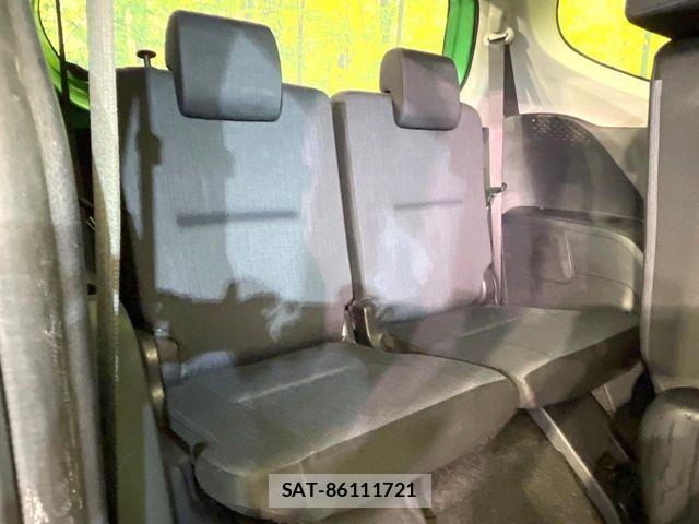 Toyota SIENTA 2016-01 7225041-9