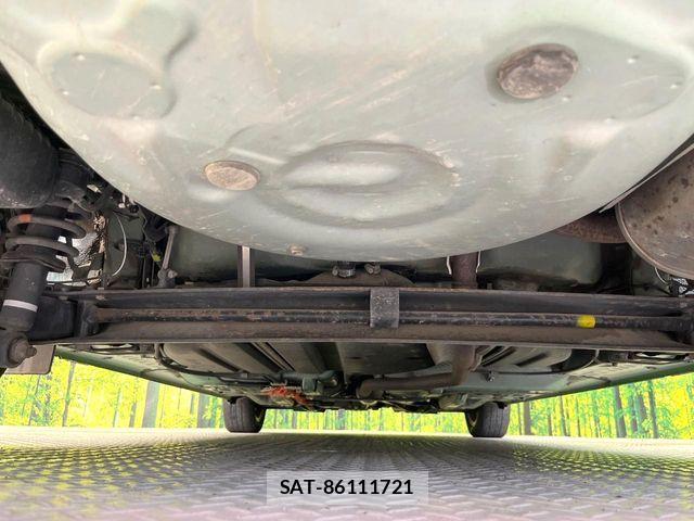 Toyota SIENTA 2016-01 7225041-19