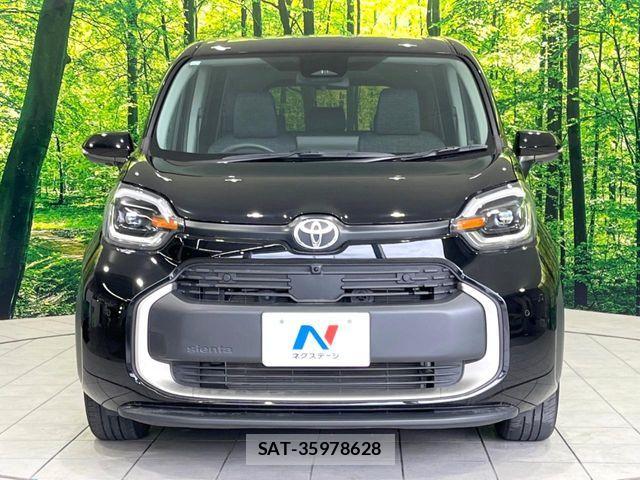 Toyota SIENTA 2023-11 7225107-13