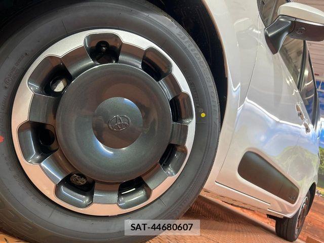 Toyota SIENTA 2026-04 7225132-13