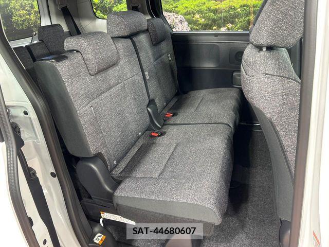 Toyota SIENTA 2026-04 7225132-8