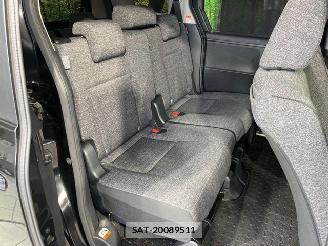 Toyota SIENTA 2023-05 7215762-8
