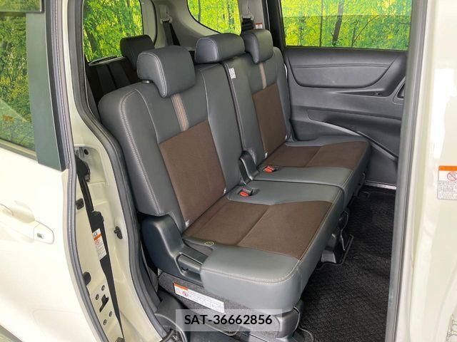 Toyota SIENTA 2022-03 7225081-9