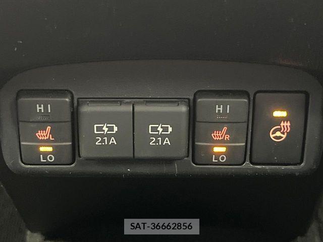 Toyota SIENTA 2022-03 7225081-7