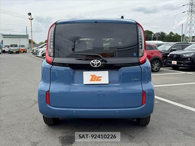 Toyota SIENTA 2024-11 7225123-13