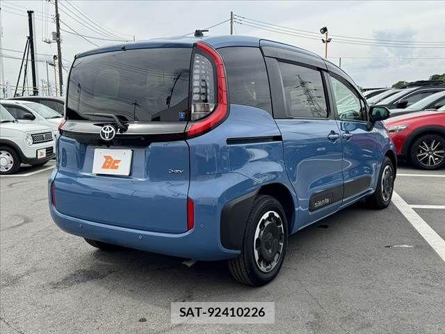 Toyota SIENTA 2024-11 7225123-14