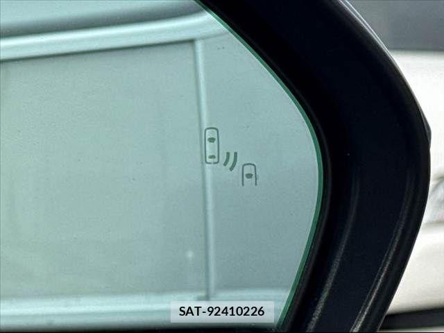 Toyota SIENTA 2024-11 7225123-29