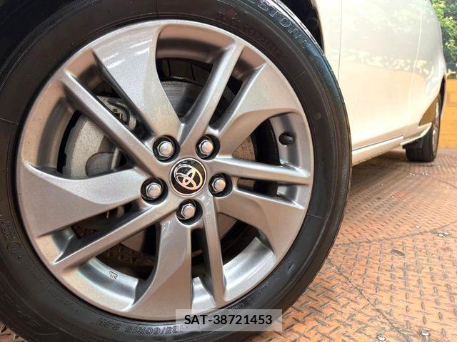 Toyota SIENTA 2021-09 7225079-13