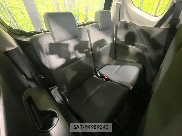 Toyota SIENTA 2018-01 7225062-9