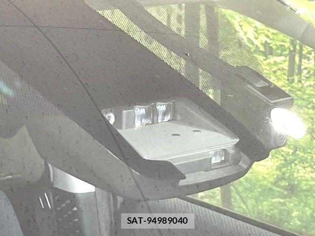 Toyota SIENTA 2018-01 7225062-3