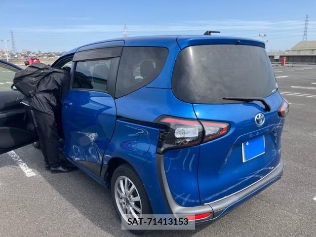 Toyota SIENTA 2016-10 7225056-3