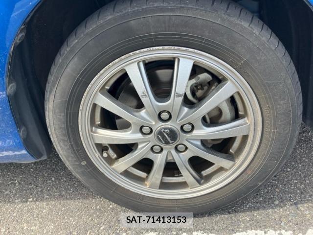Toyota SIENTA 2016-10 7225056-6