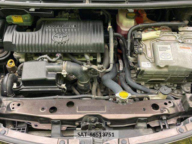Toyota SIENTA 2016-05 7252340-18
