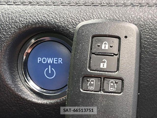 Toyota SIENTA 2016-05 7252340-5