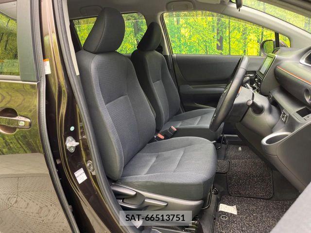 Toyota SIENTA 2016-05 7252340-7