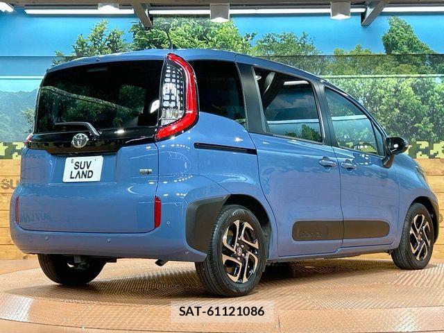 Toyota SIENTA 2022-11 7252322-16