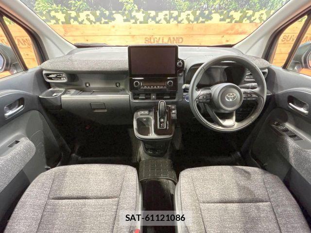 Toyota SIENTA 2022-11 7252322-1