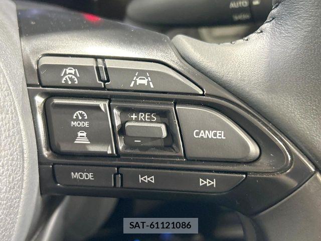 Toyota SIENTA 2022-11 7252322-5