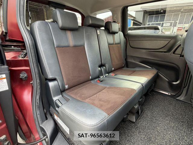 Toyota SIENTA 2020-10 7252339-16