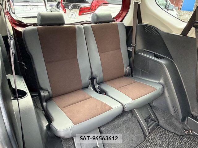 Toyota SIENTA 2020-10 7252339-18