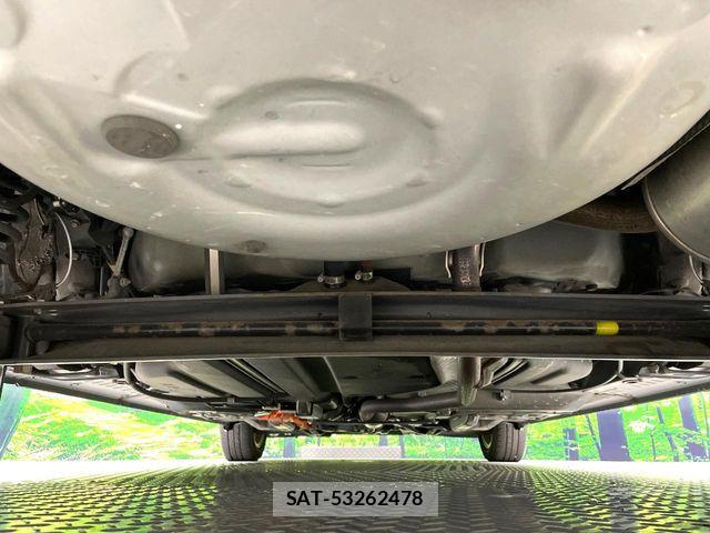 Toyota SIENTA 2017-04 7252338-18