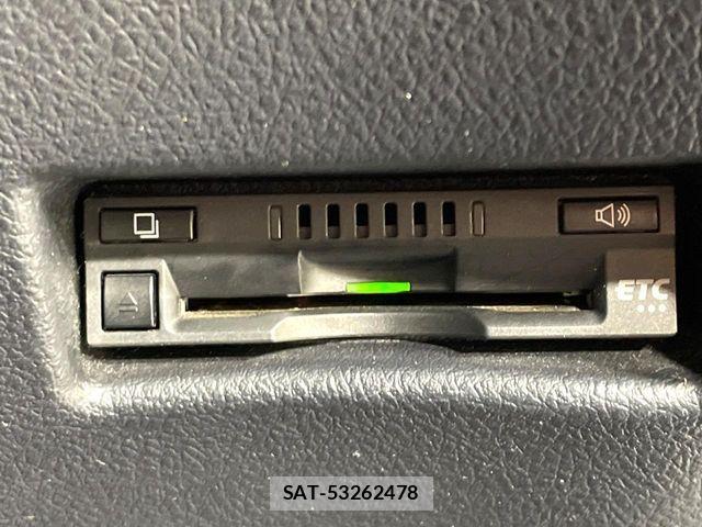 Toyota SIENTA 2017-04 7252338-6