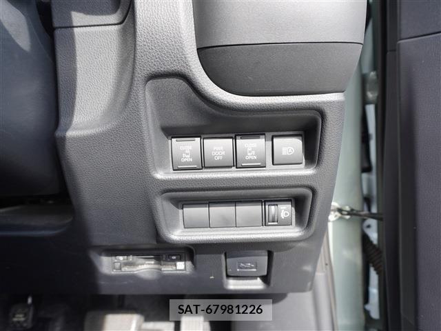 Toyota SIENTA 2024-08 7252330-9