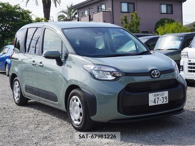 Toyota SIENTA 2024-08 7252330-1