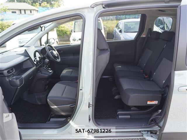 Toyota SIENTA 2024-08 7252330-5