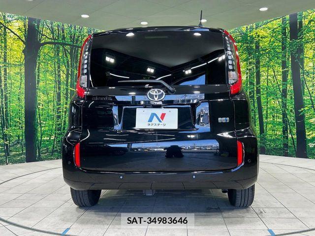 Toyota SIENTA 2023-10 7252327-15