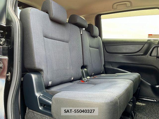 Toyota SIENTA 2016-10 7252341-9