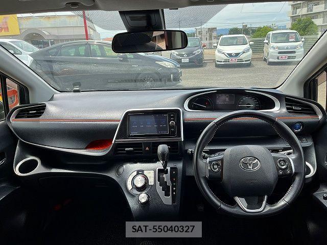 Toyota SIENTA 2016-10 7252341-1