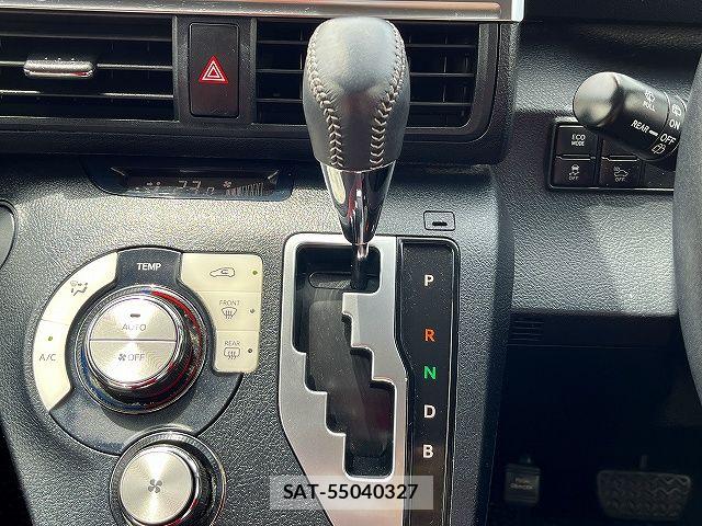 Toyota SIENTA 2016-10 7252341-19