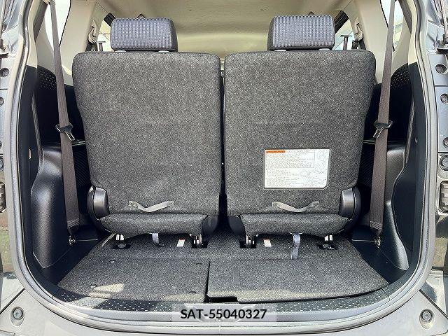 Toyota SIENTA 2016-10 7252341-20