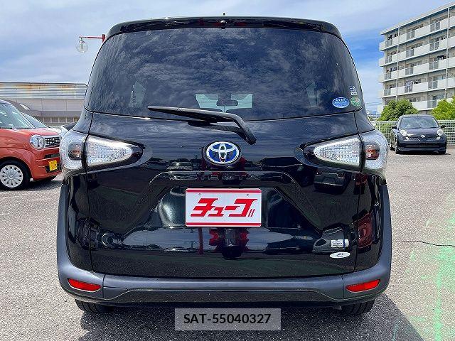 Toyota SIENTA 2016-10 7252341-23