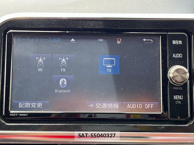 Toyota SIENTA 2016-10 7252341-4