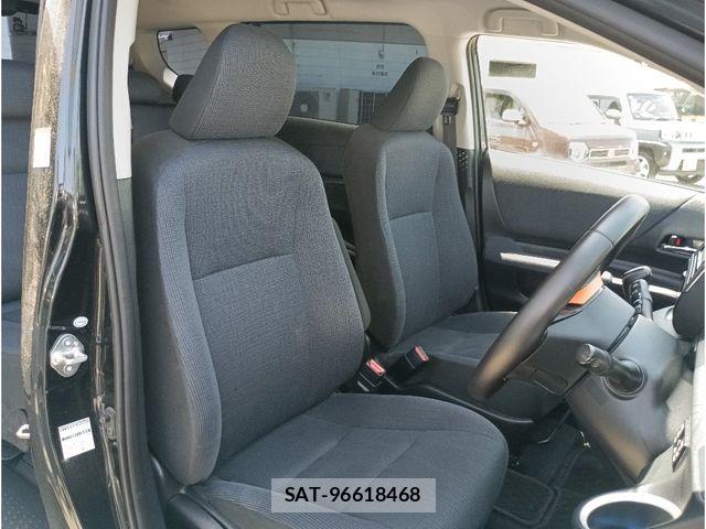 Toyota SIENTA 2015-10 7252337-11