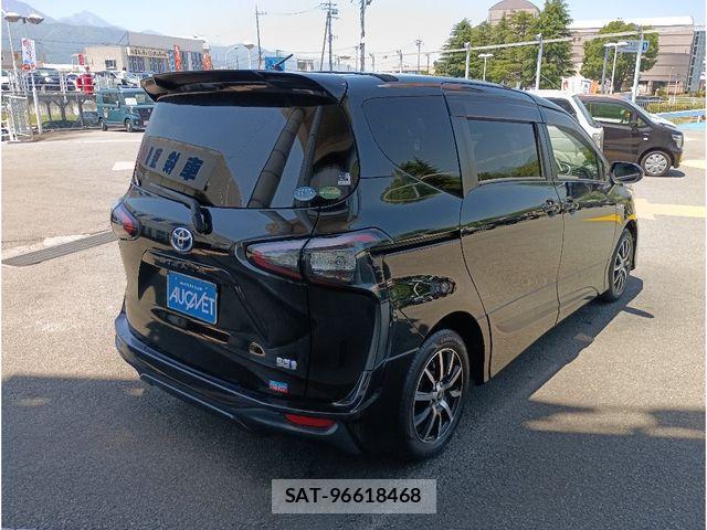 Toyota SIENTA 2015-10 7252337-1