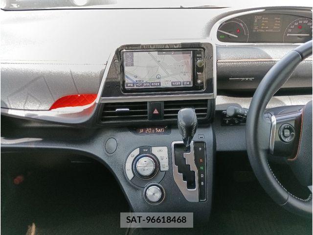 Toyota SIENTA 2015-10 7252337-21