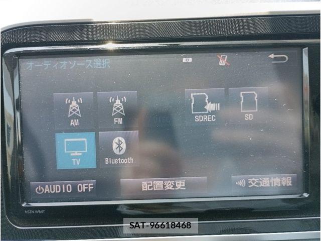 Toyota SIENTA 2015-10 7252337-28