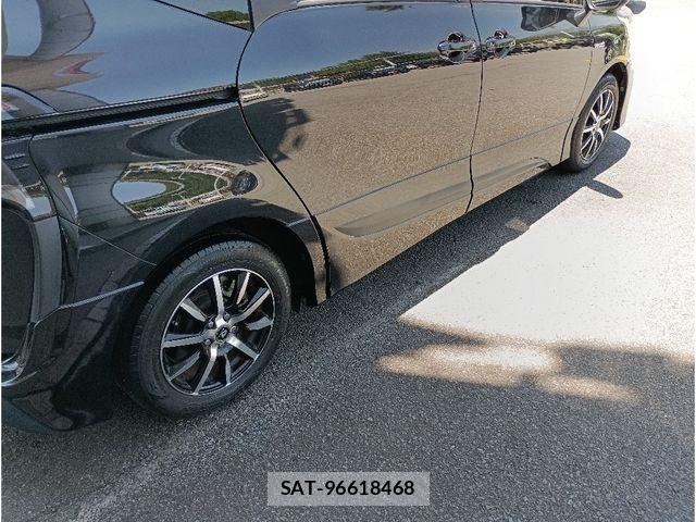 Toyota SIENTA 2015-10 7252337-6
