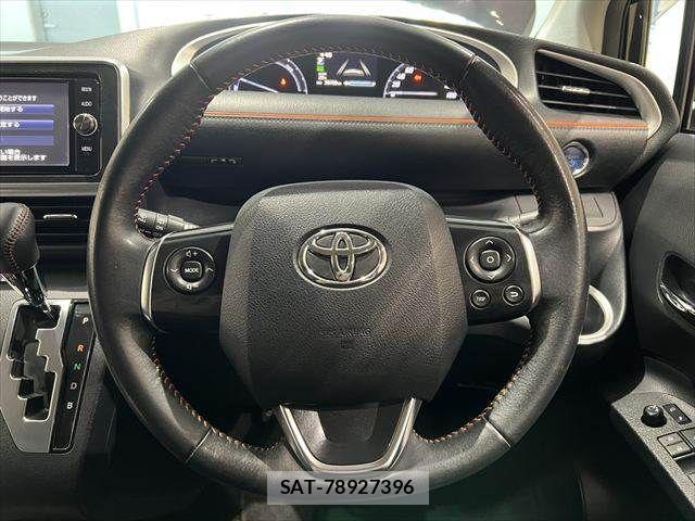 Toyota SIENTA 2017-10 7252334-13