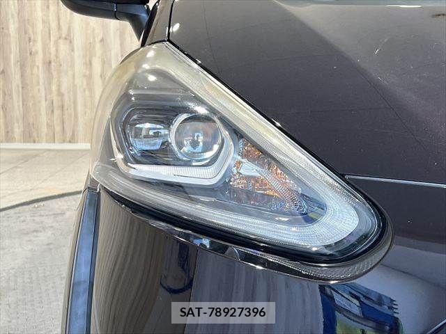 Toyota SIENTA 2017-10 7252334-24