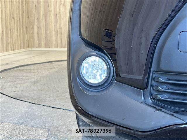 Toyota SIENTA 2017-10 7252334-26