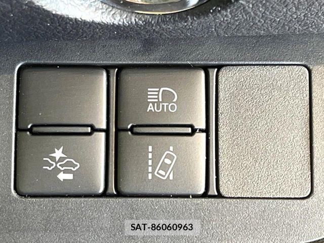 Toyota SIENTA 2022-01 7252333-3