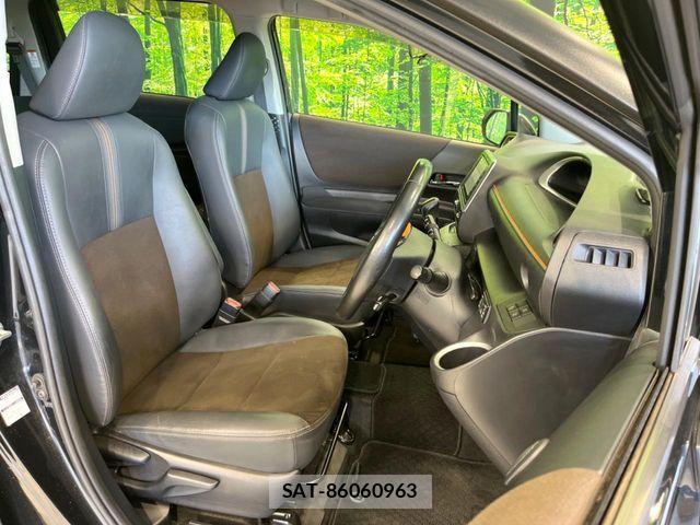 Toyota SIENTA 2022-01 7252333-7